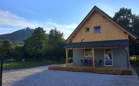 Apartamenty - Domek Bobrowe Zacisze 3